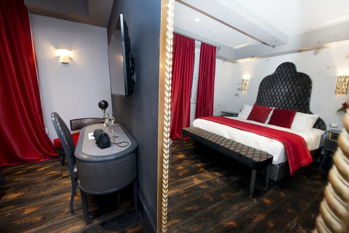 Literie de qualité supérieure, minibar, coffres-forts dans les chambres