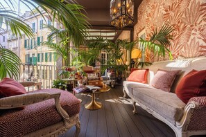 Executive Double Room | Terrace/patio - HT6 Boutique Hotel (Rome)