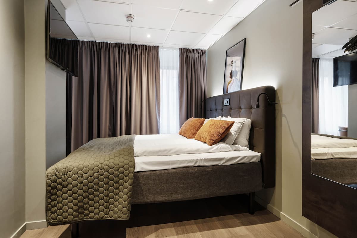 Doppelzimmer | Schreibtisch, Bügeleisen/Bügelbrett, kostenloses WLAN, Bettwäsche