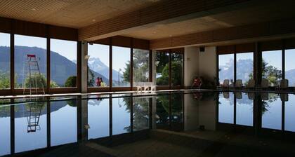 Alpine Classic Hotel