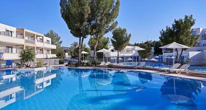 Labranda Miraluna Village