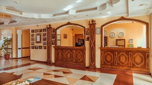 Interior entrance - Premier Hotel Shafran (Sumy)