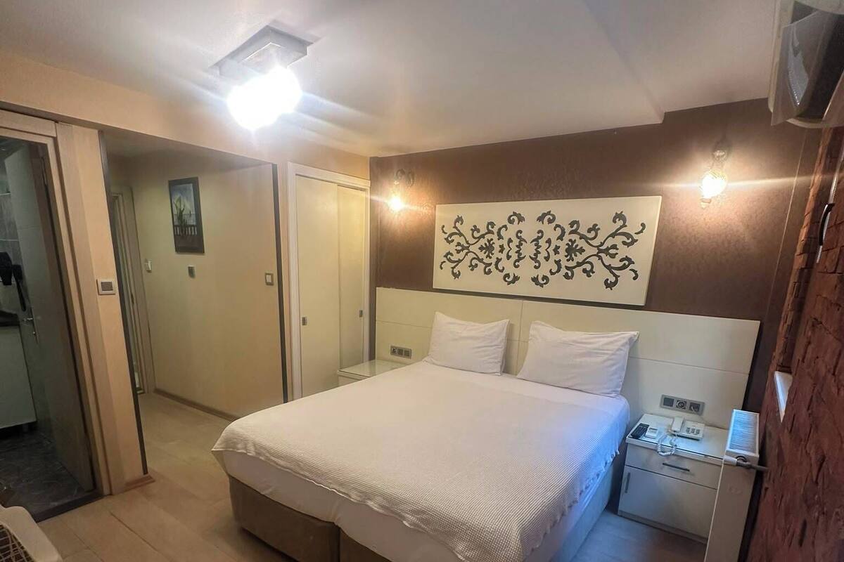 Economy Double or Twin Room