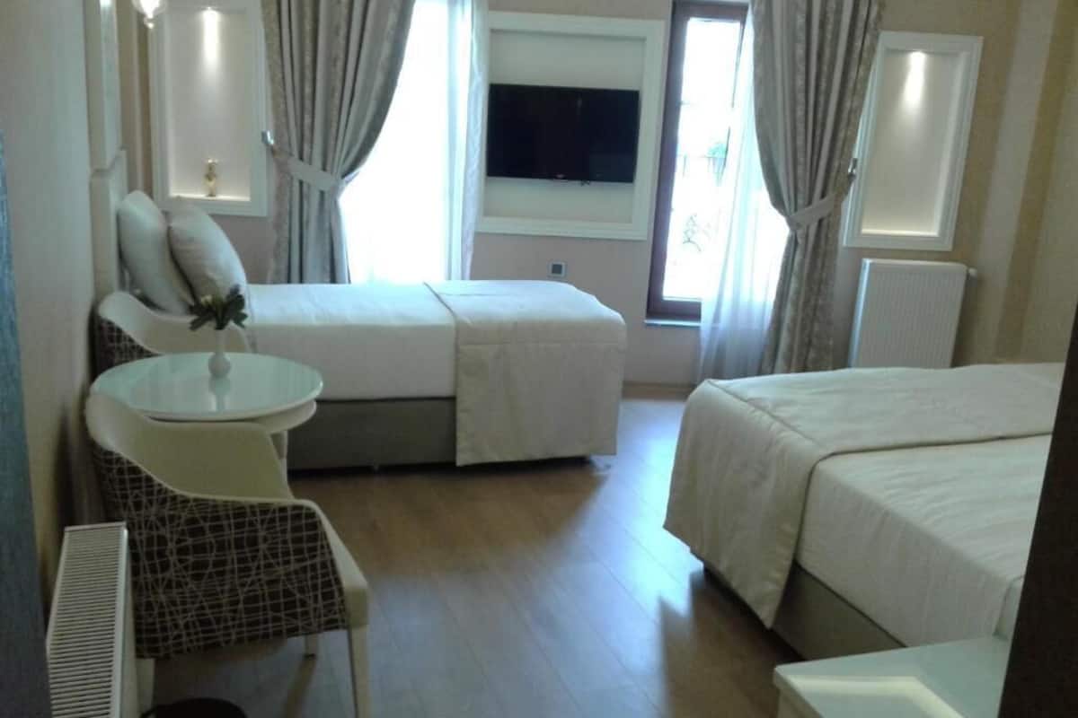 Kamar Triple Superior | Minibar, brankas, meja kerja, dan kedap suara