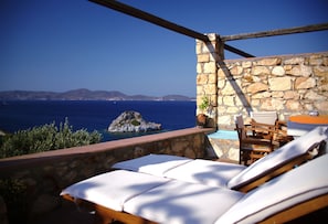 Villa, 2 chambres, piscine privée | Balcon