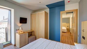 In-room safe, desk, cribs/infant beds, free WiFi