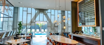 Courtyard by Marriott Santiago Airport