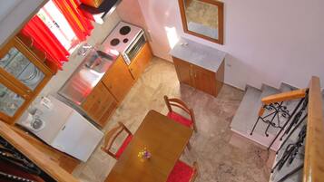Family House | Living area | Flat-screen TV