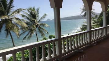 Honeymoon Double Room, 1 King Bed, Terrace, Beach View (Grenadine) | Terrace/patio