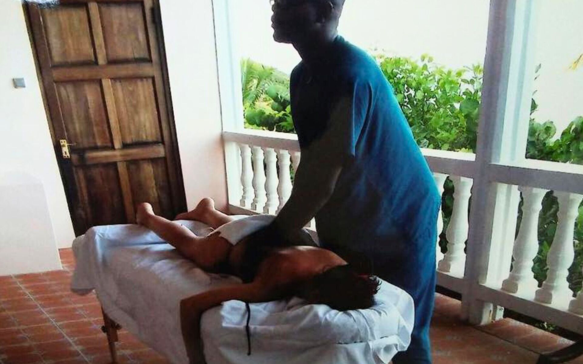 Deep-tissue massages, Swedish massages, massages