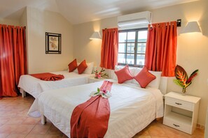 Luxe beddengoed, gratis babybedden, gratis wifi