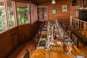 Breakfast, lunch and dinner served - Paraíso Quetzal Lodge (Copey)