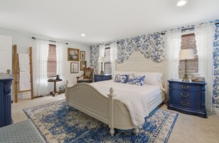 Classic Room (Bernard Shaw) | Premium bedding, rollaway beds, free WiFi, bed sheets