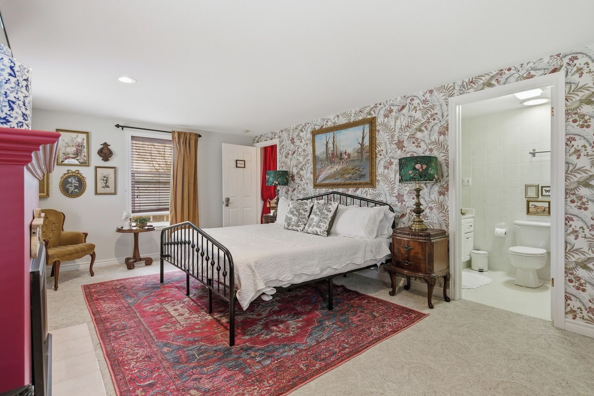 Classic Room (Oscar Wilde)