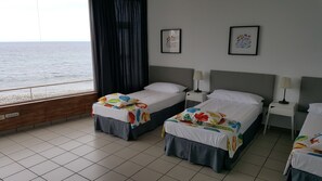 Basic Triple Room, Shared Bathroom | Free WiFi - CIW Hostel (Santa Lucia)