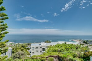 Apartment, 3 Schlafzimmer | Ausblick vom Zimmer