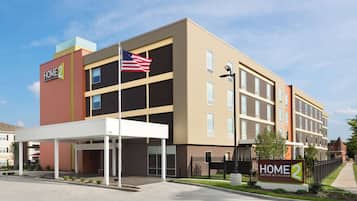 Welcome to Hilton Suites, where a clean and welcoming environment awaits.