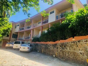 Property entrance - Hotel Castle Maria (Road Town)