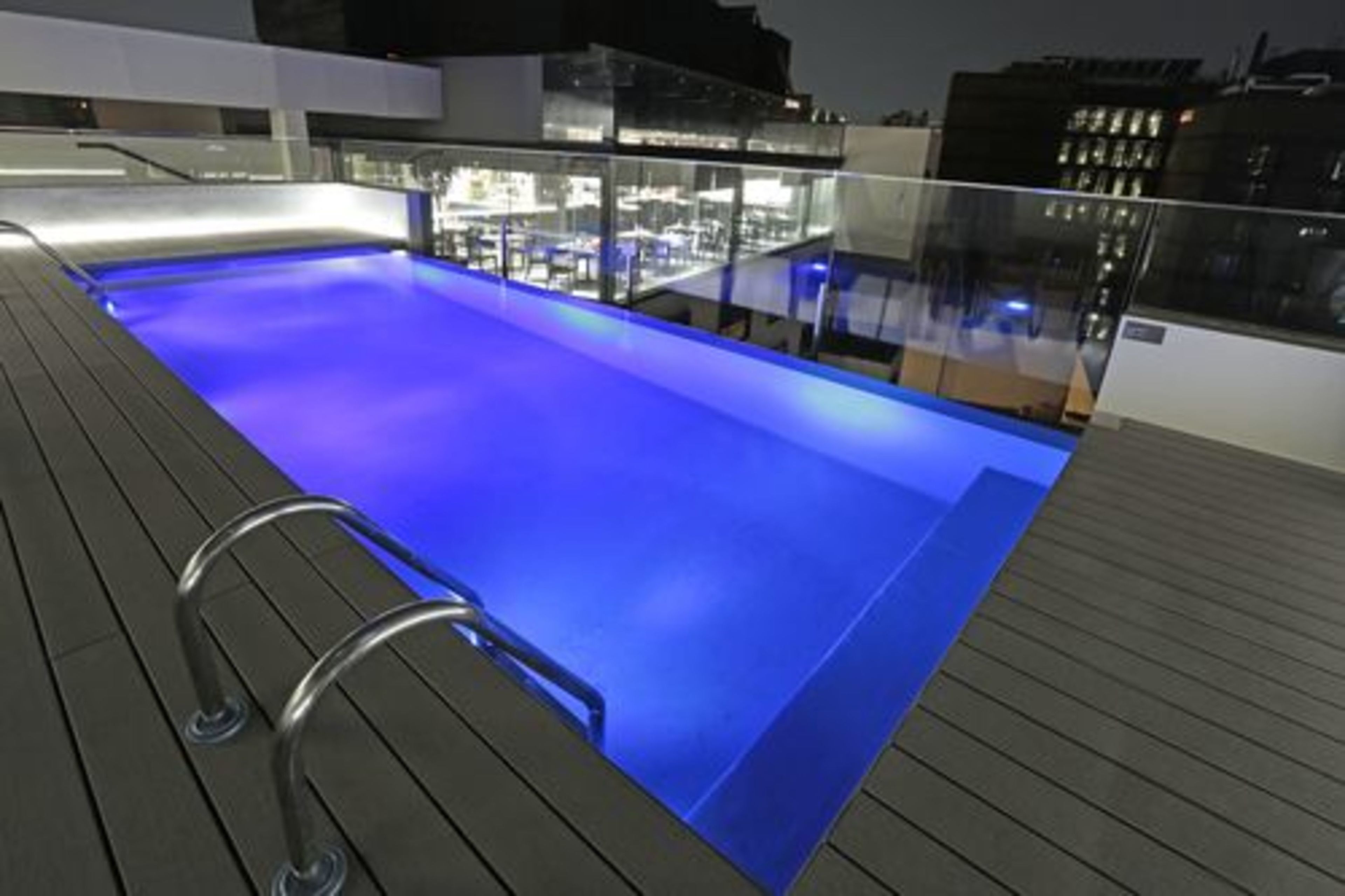 outdoor pool, pool loungers