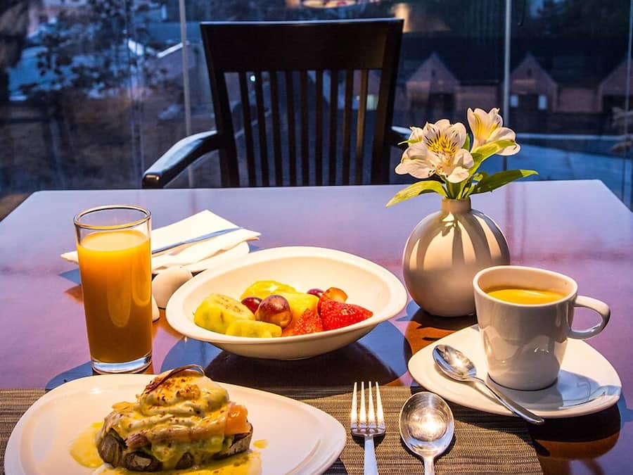 Free daily buffet breakfast