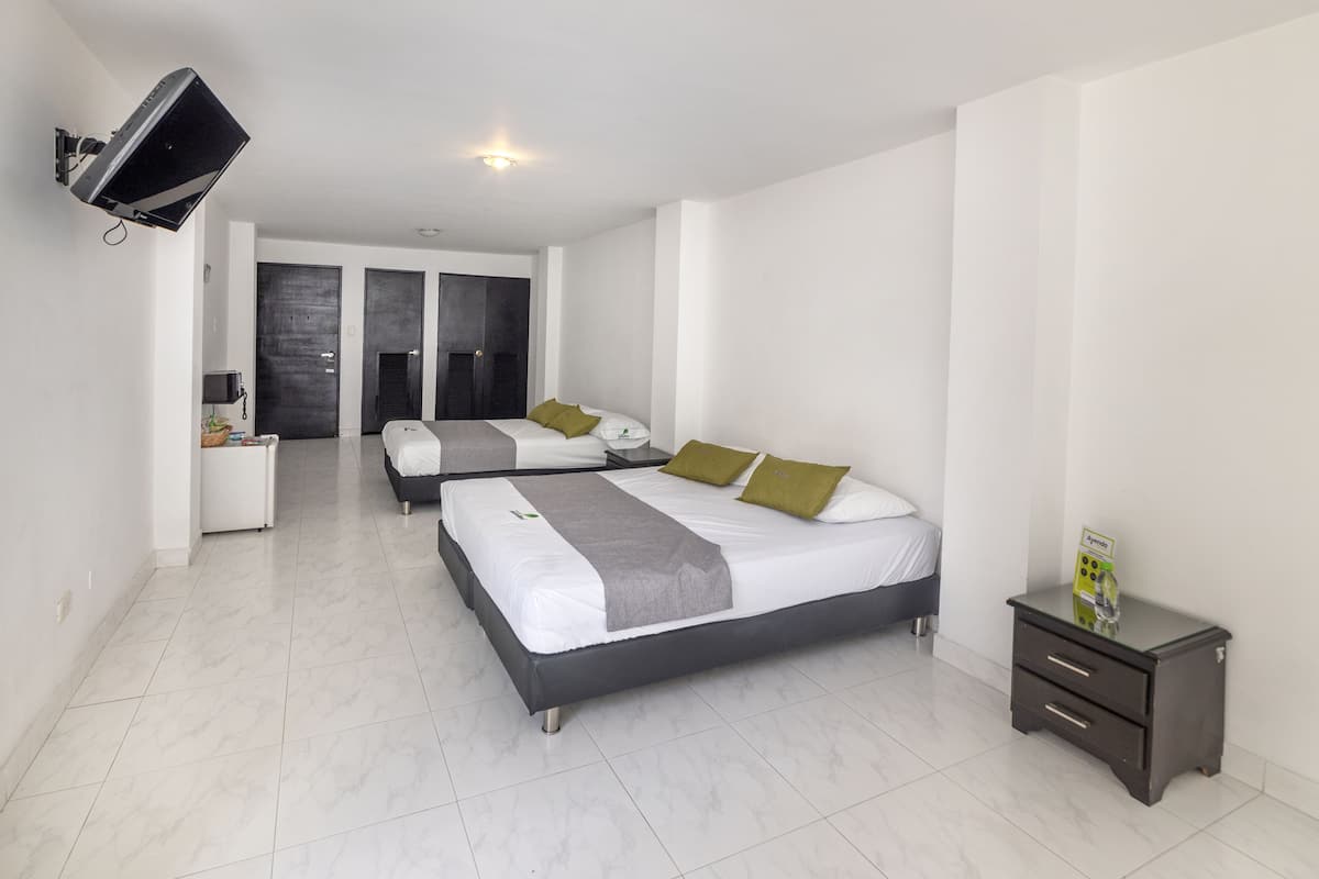 Habitación con 2 camas individuales, 2 camas individuales | Ropa de cama hipoalergénica, wifi gratis, ropa de cama