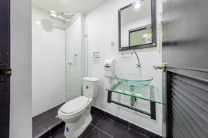Bathroom - Hotel Paradise Lleras (Medellín)