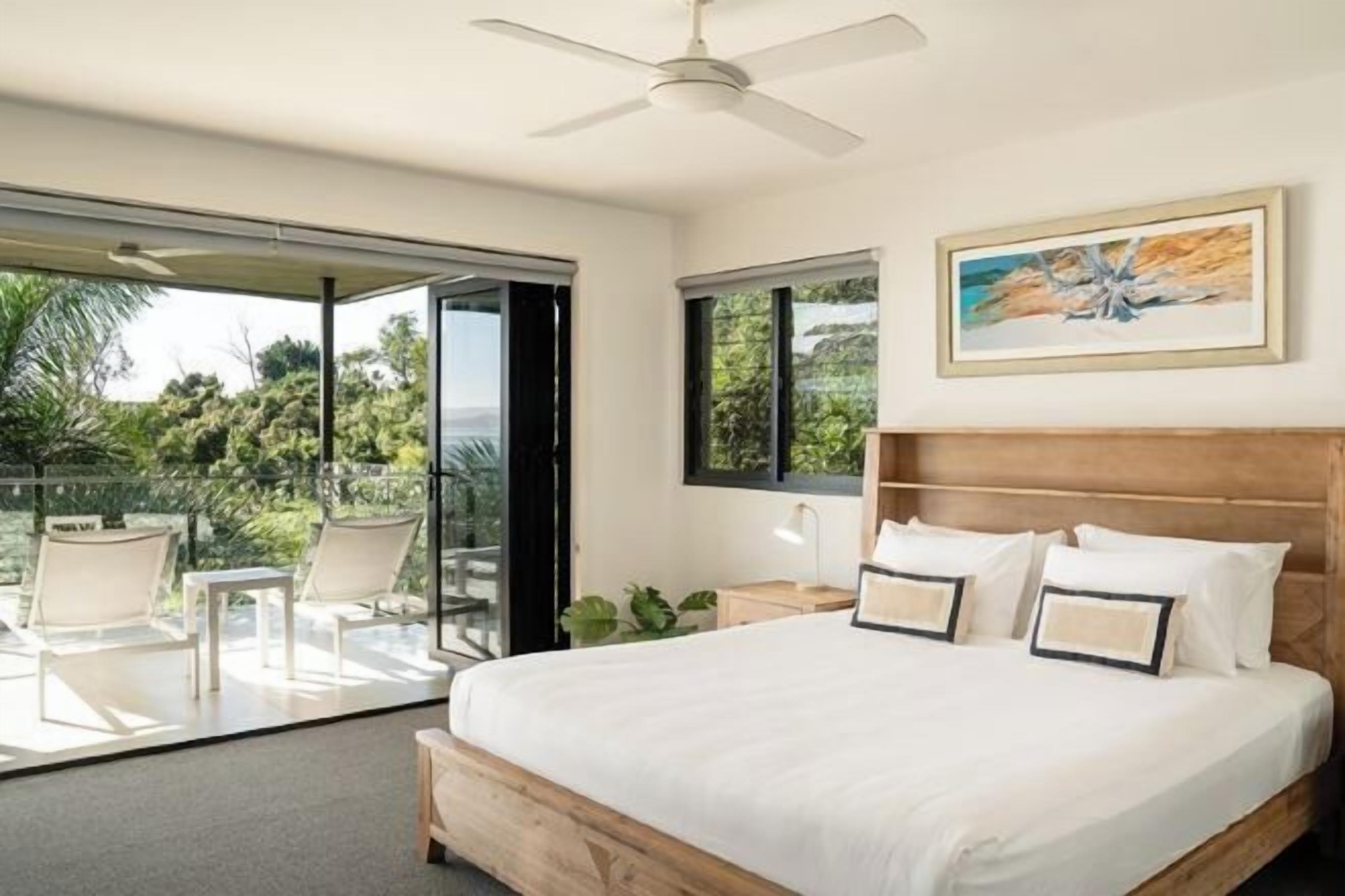 Individuell dekoriert, individuell eingerichtet, Bügeleisen/Bügelbrett