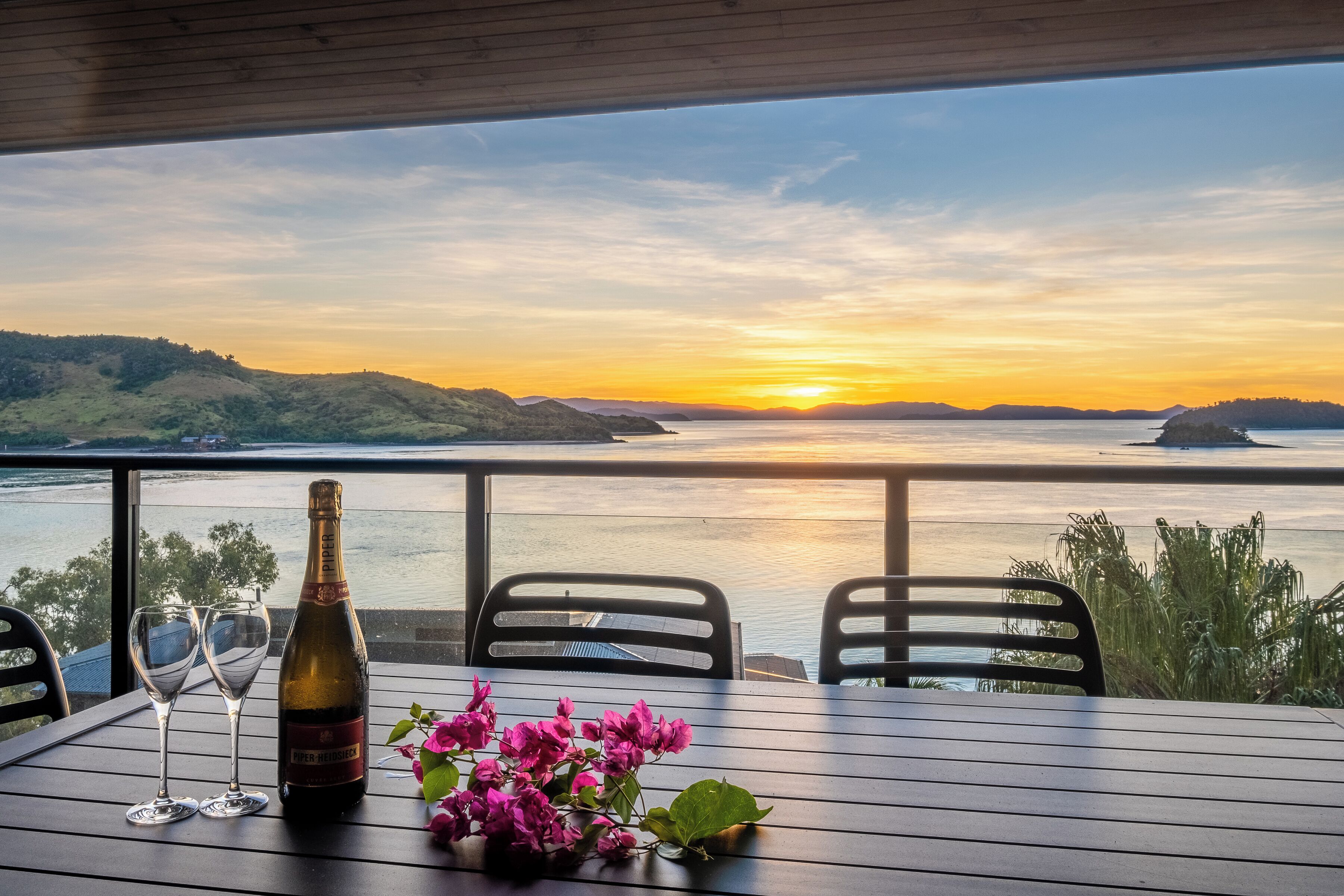 Shorelines 21 | Terrace/patio