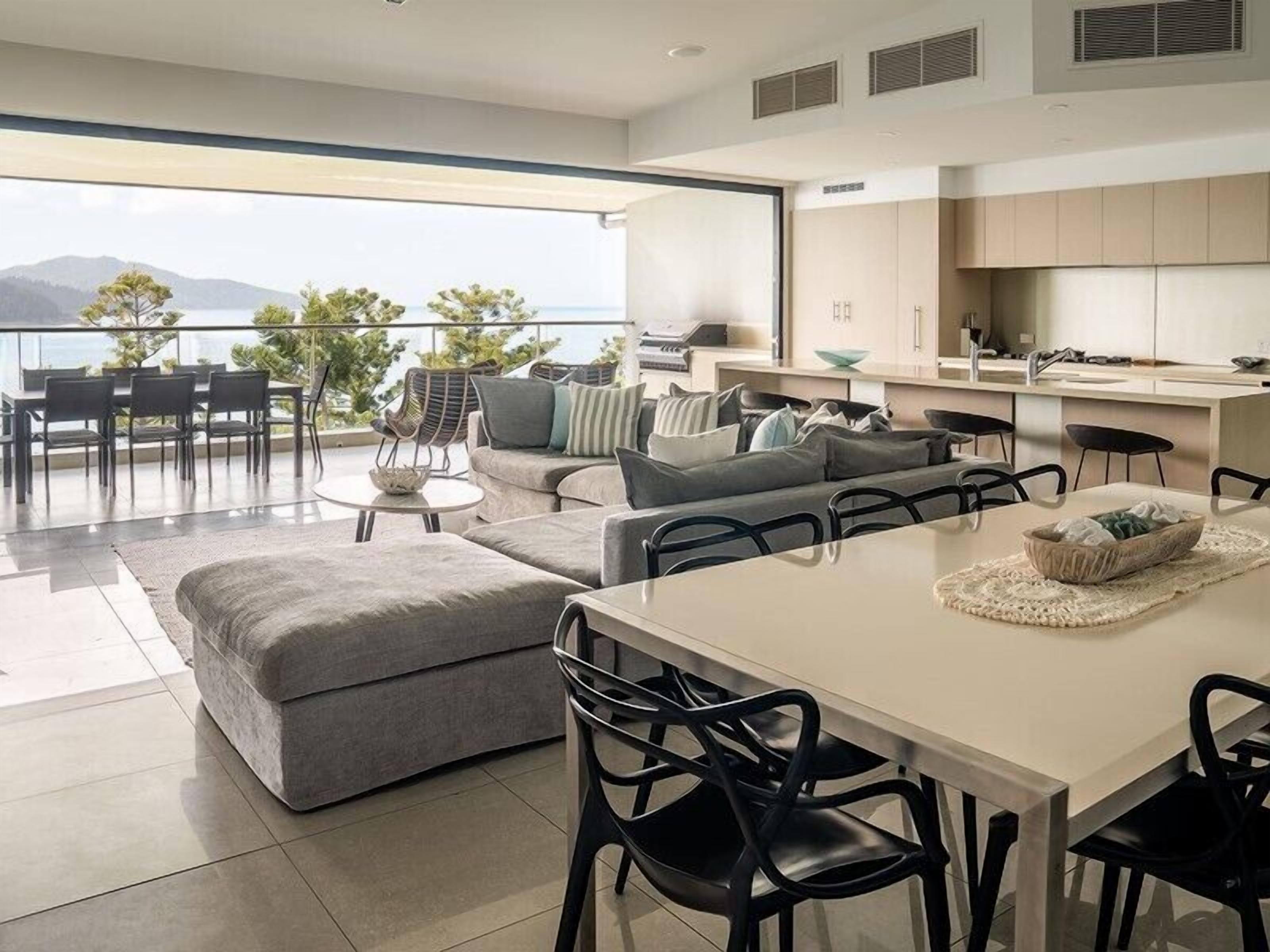 North Cape 2 | Living area