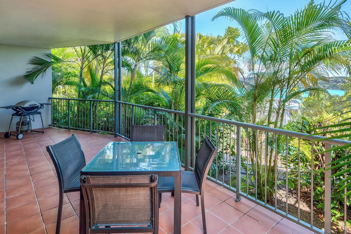 Heliconia Grove 6 | Terrace/patio