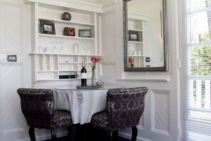 Lilac Room (Pets Not Allowed) | In-room dining