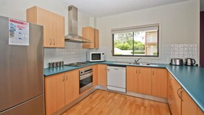 Unclassified image, 5 of 19, button - Cosmopolitan Apartments (Hamilton)