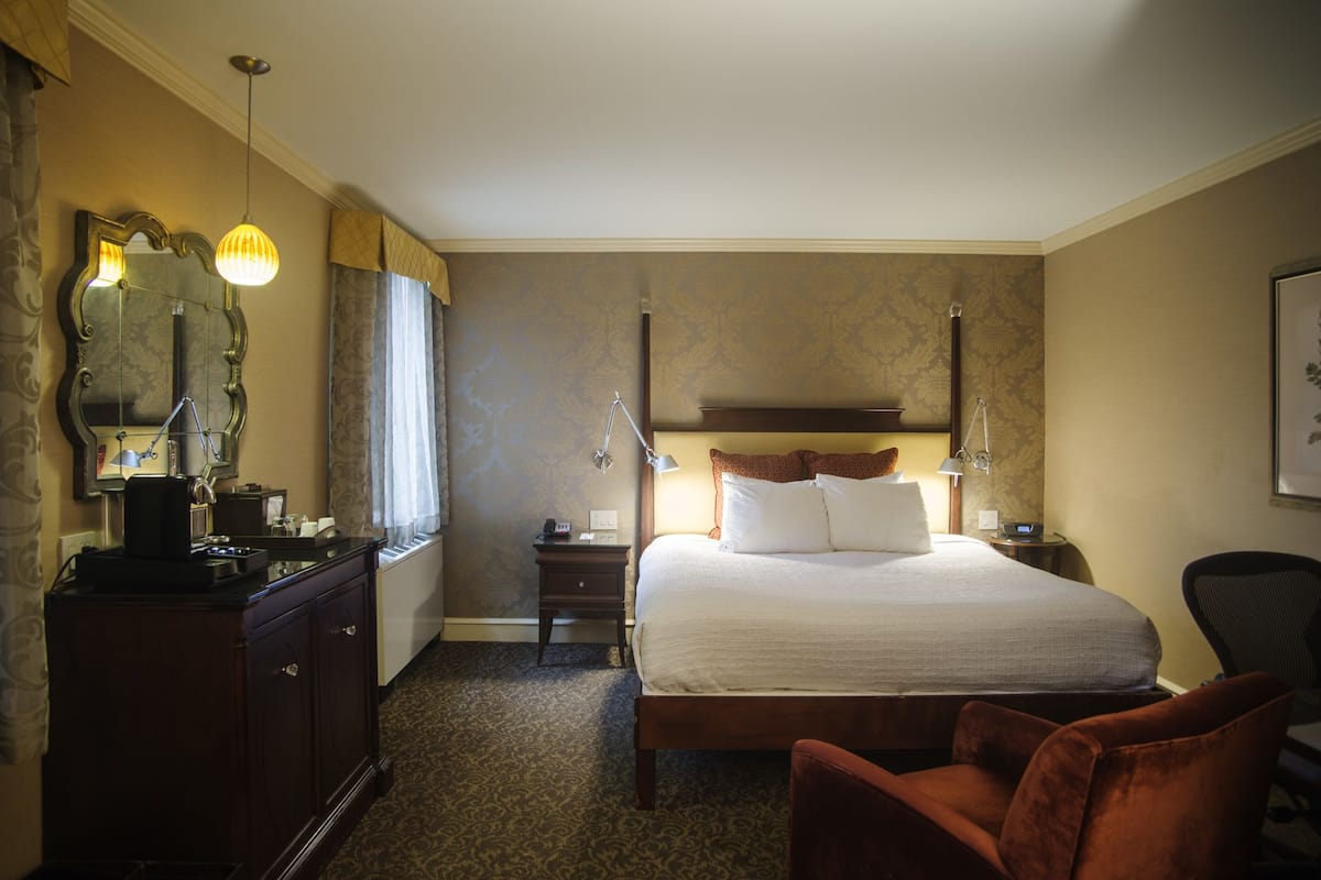 Chambre Classique, 1 très grand lit