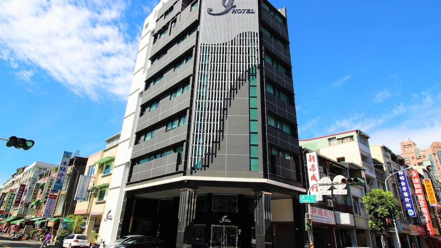 J Hotel