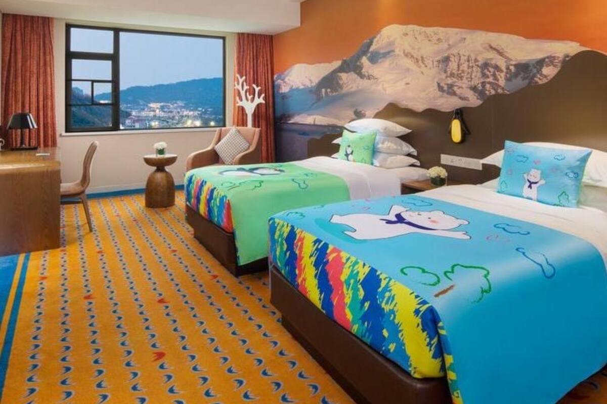 Kamar Twin Deluks | Seprai premium, meja kerja, tirai kedap cahaya, dan Wi-Fi gratis