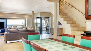 Interior - Bakoven Blue (Cape Town)