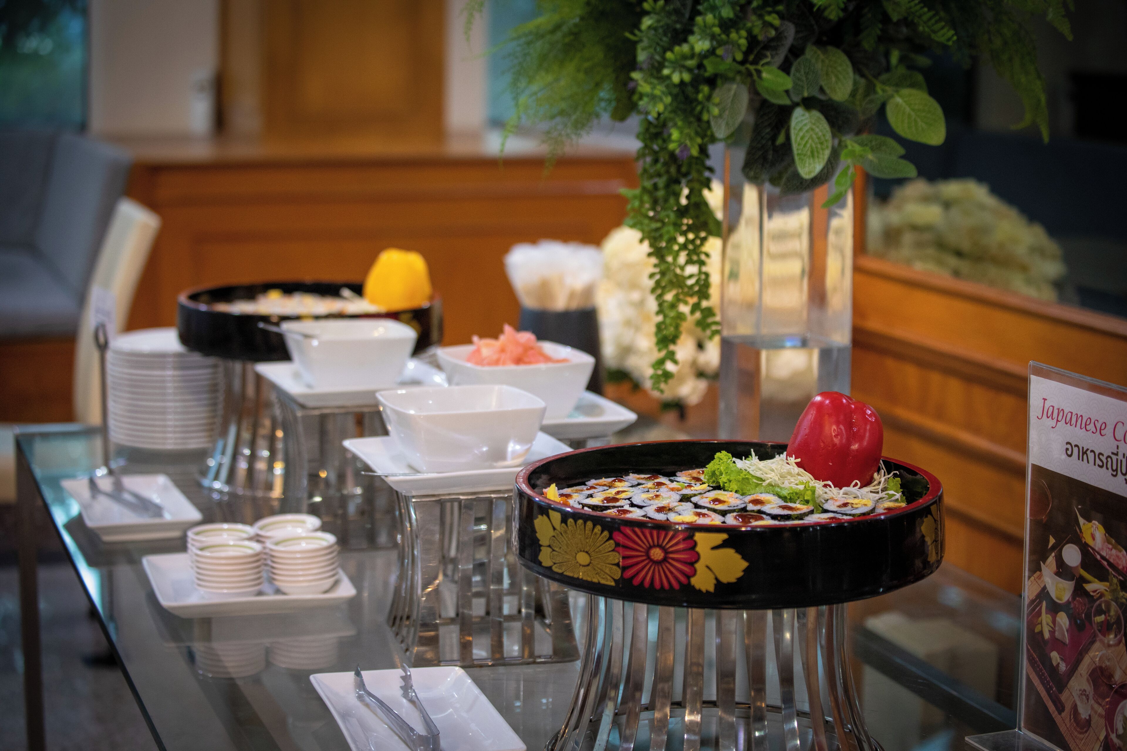 breakfast (thb 250 per person)