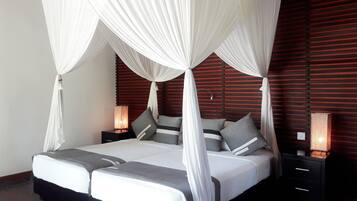 Villa, 2 habitaciones, alberca privada | 2 habitaciones, minibar y caja de seguridad en la habitación