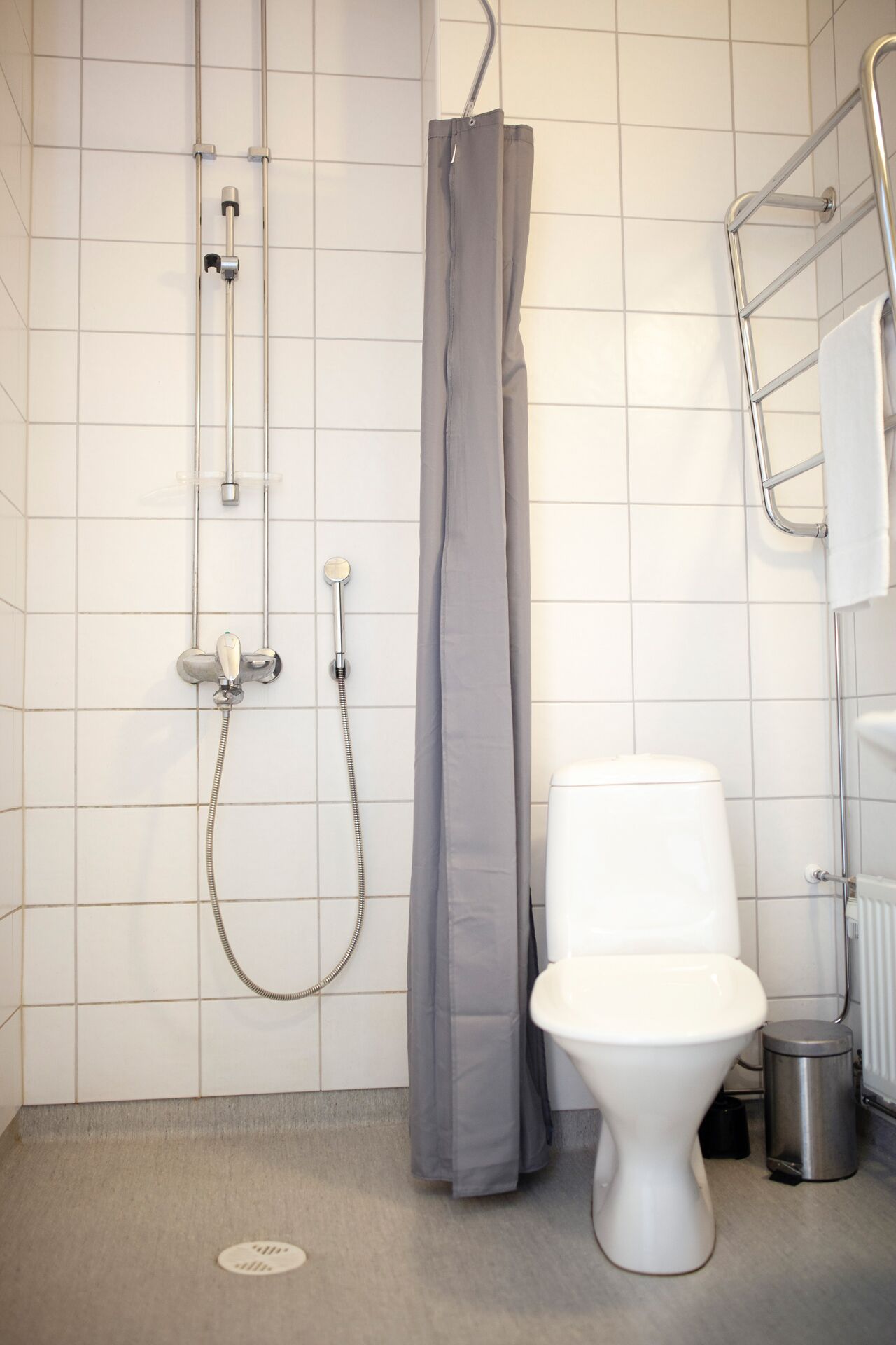 studio | bathroom | shower, hair dryer, towels, soap