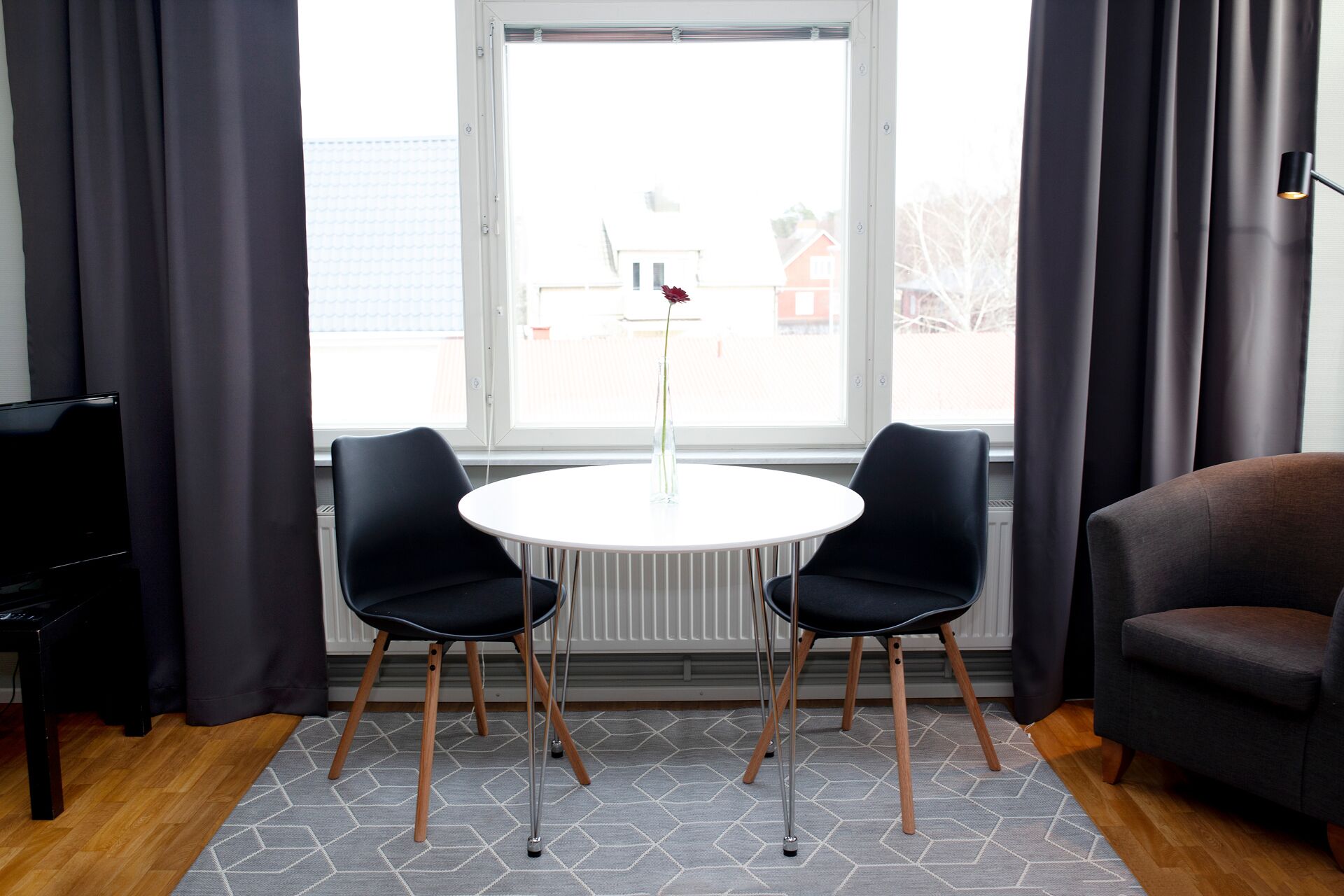 studio | blackout curtains, free wifi, bed sheets