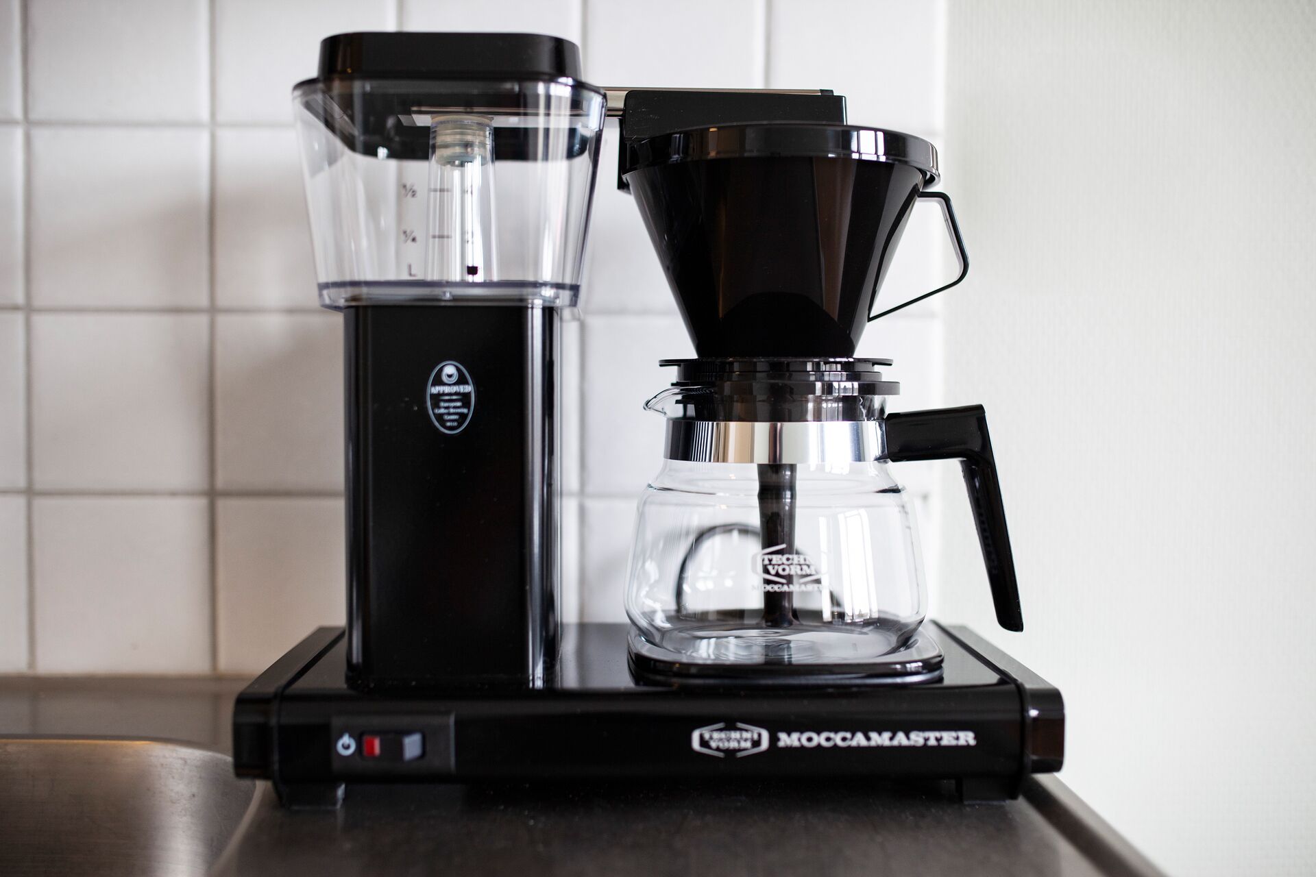 studio | private kitchen | paper towels