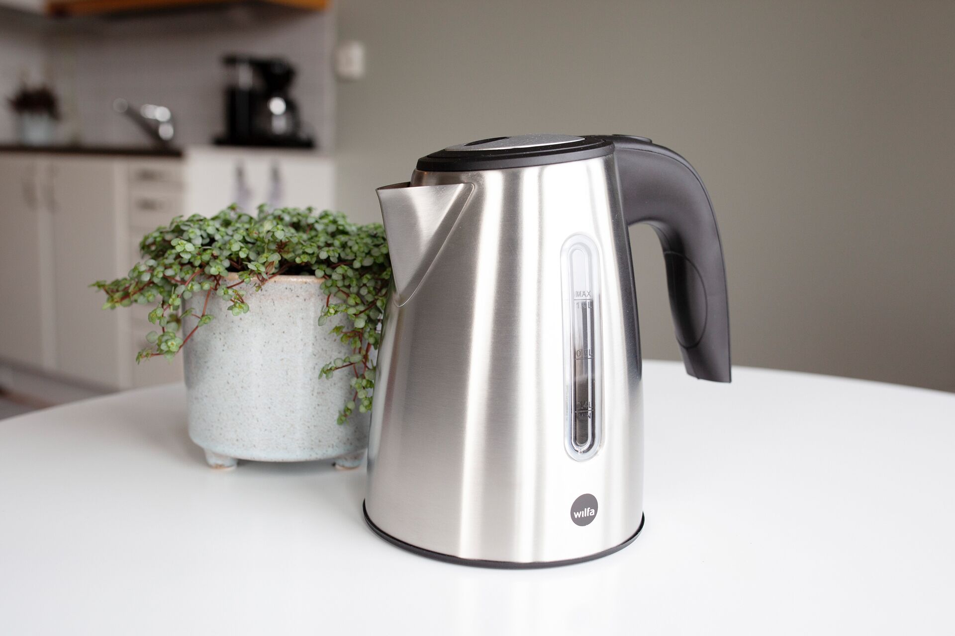 studio | private kitchen | paper towels