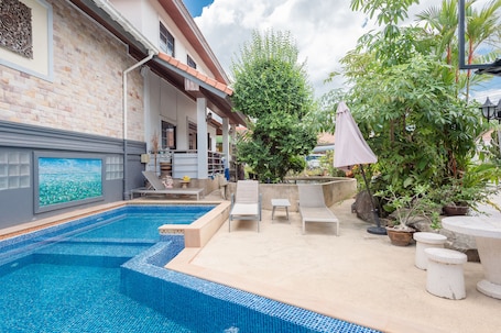 Exterior. Chayadol Resort