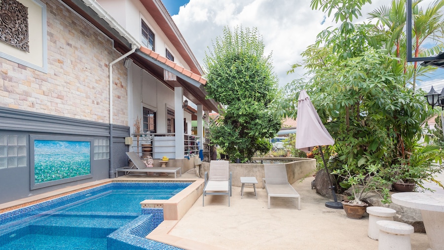 Chayadol Resort