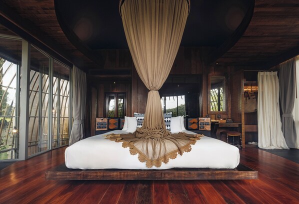 Tree Pool Houses | 1 bedroom, premium bedding, minibar, in-room safe