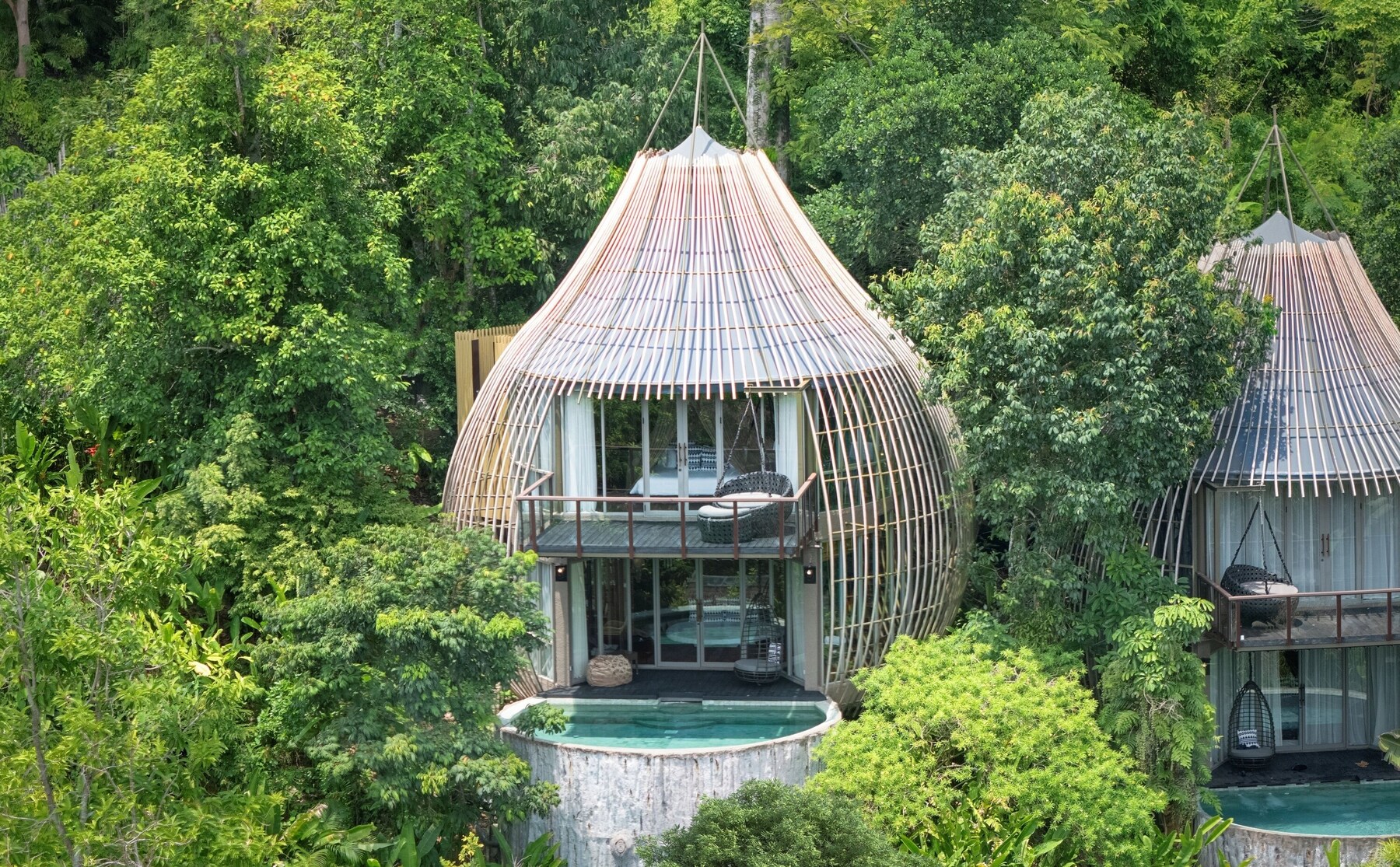 Tree Pool Houses | Premium bedding, minibar, in-room safe, soundproofing
