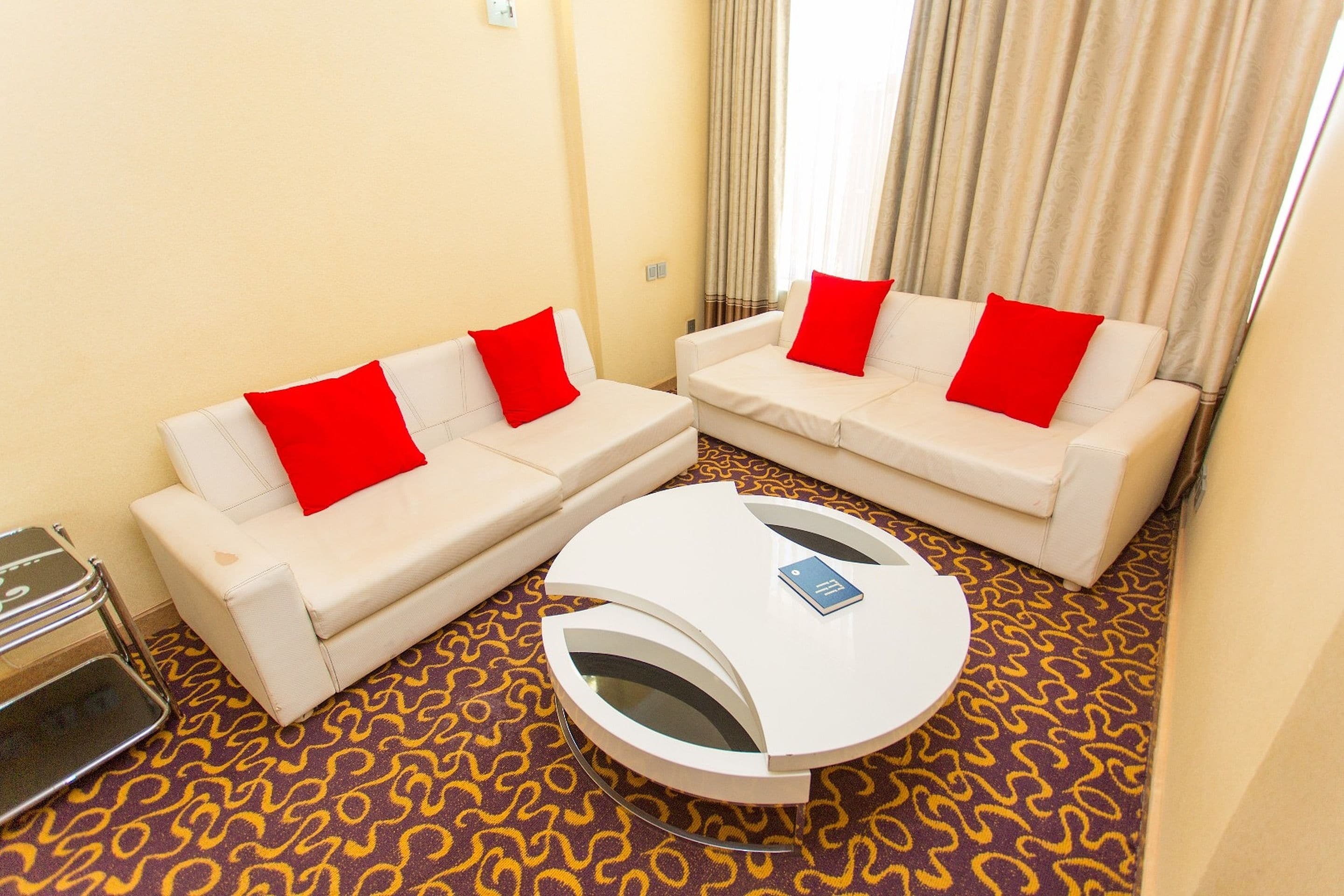 family room | living area | 32-inch flat-screen tv with cable channels, tv, pay films