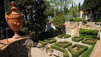 Chambre (della duchessa con vista) | Vue de la chambre