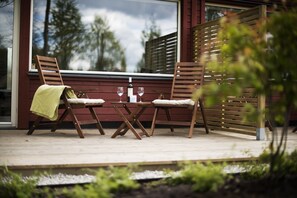 Premium bedding, individually decorated, blackout curtains - Toftastrand Hotell (Växjö)