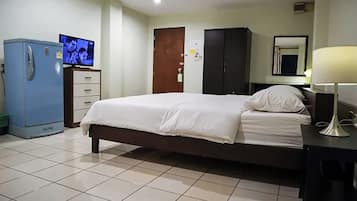 Chambre Double Standard | Bureau, Wi-Fi gratuit, draps fournis